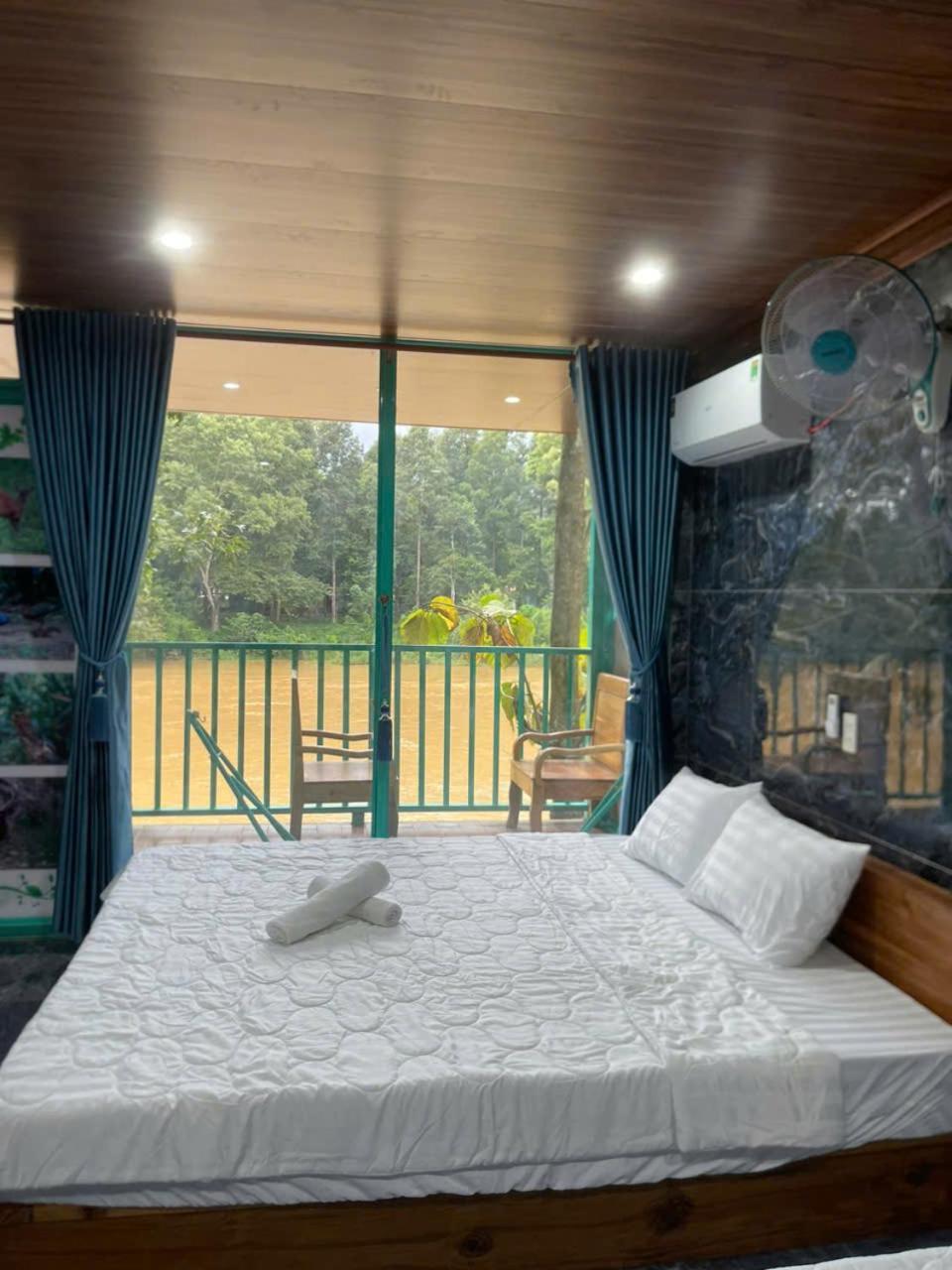 Cat Tien River Lodge ภายนอก รูปภาพ